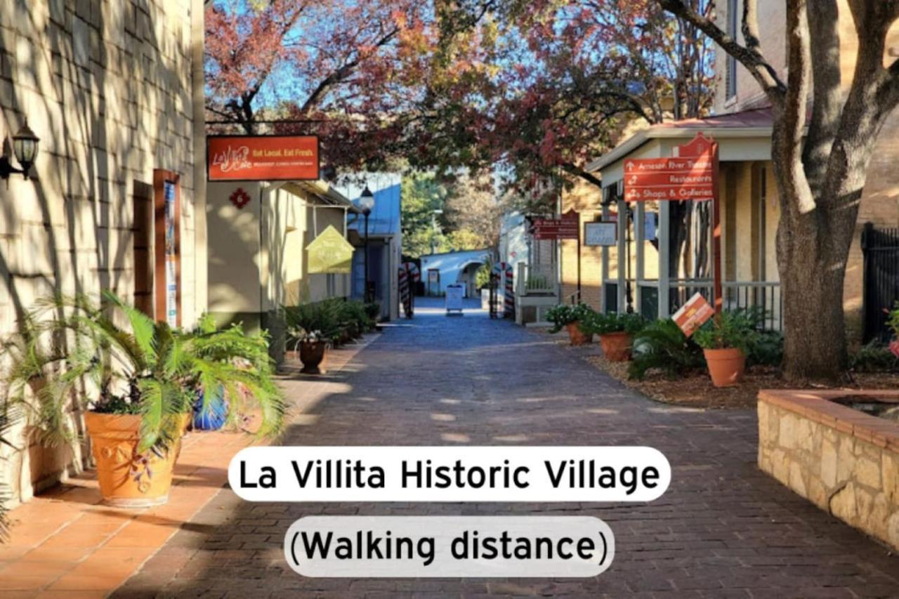 Cozy 2br-w Parking, Near Rvrwalk, Dome & Conv Ctr * San Antonio