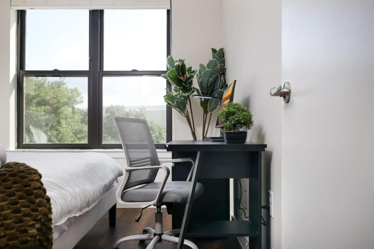 Cozy 2br-w Parking, Near Rvrwalk, Dome & Conv Ctr * San Antonio
